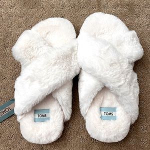 Toms Slippers